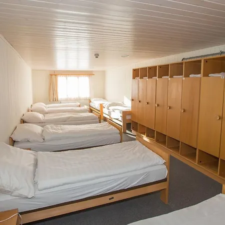Berghaus Nagens Albergue