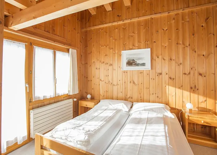 Berghaus Nagens-- Nur Mit Der Gondelbahn Erreichbar Flims