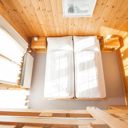 Hostel Berghaus Nagens Flims