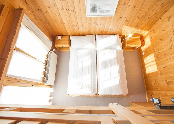 Hostel Berghaus Nagens-- Nur Mit Der Gondelbahn Erreichbar Flims